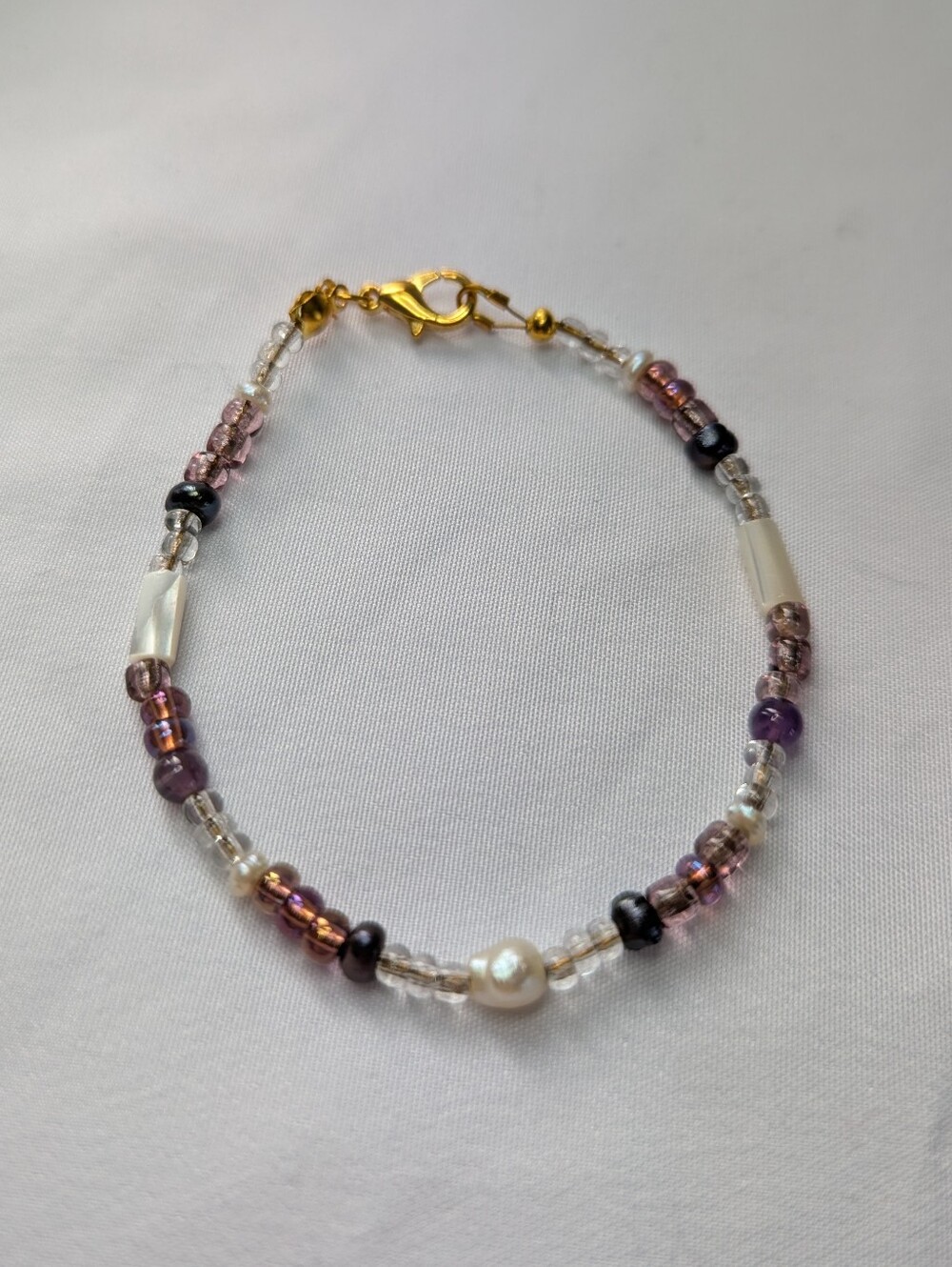 Delicate Pearl & Multicolor Bead Bracelet - Gold Clasp